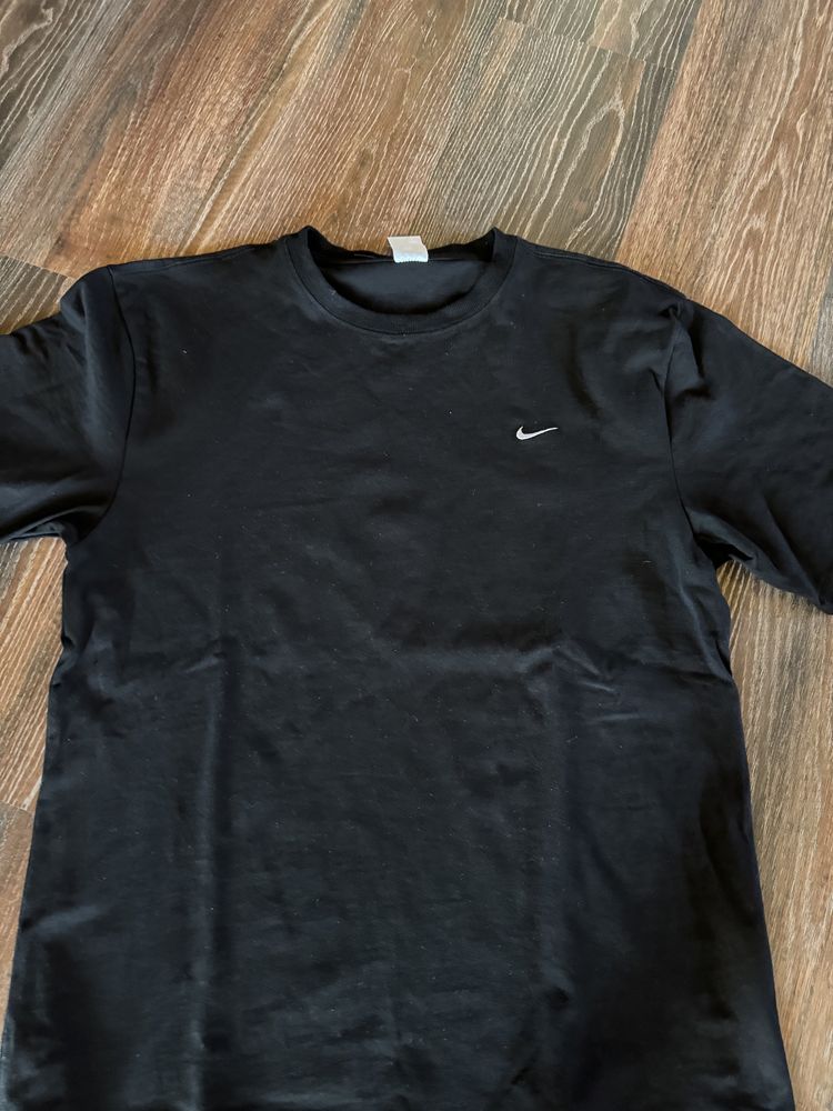 Tricou Nike - XL fit L/M