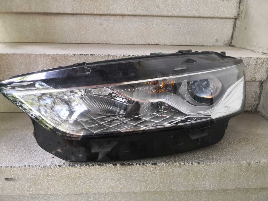Фар Citroen DS7 crossback Bi-Xenon ляв Оригинален