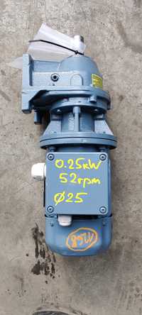 Motor electric trifazat cu reductor, 0.25kW, 52rpm, 380V