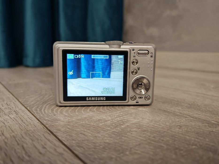 Aparat foto / video Samsung L730