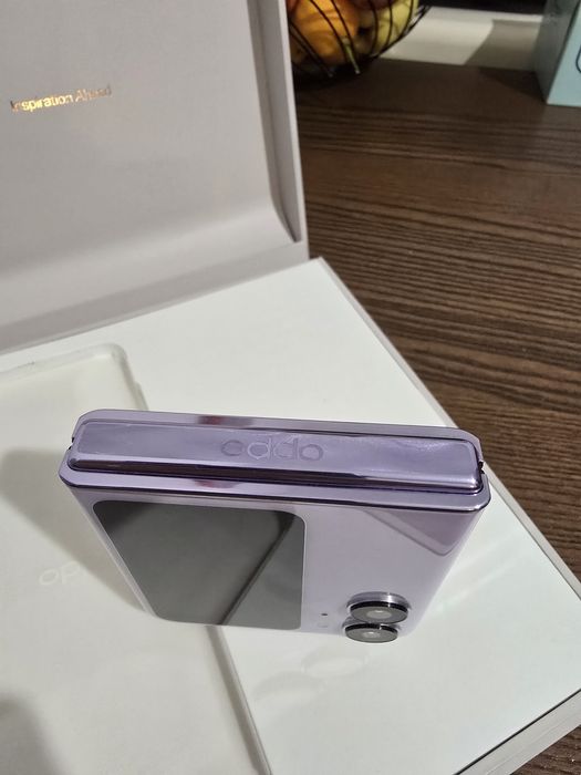 Oppo Find N2 Flip