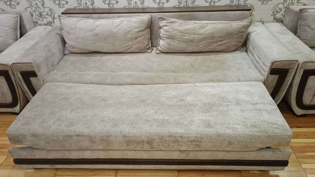 Диван с креслами