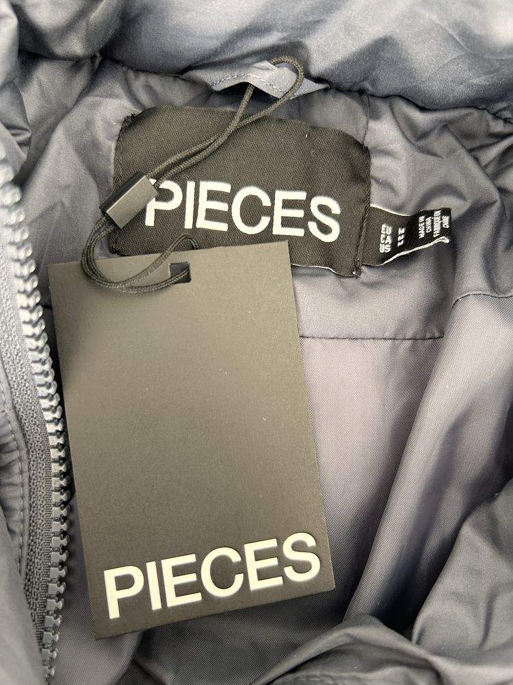 Дамско яке PIECES Ново