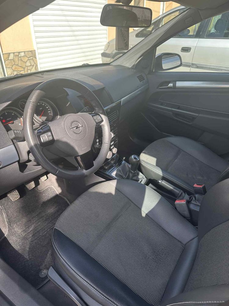 Opel Astra H 1,7 CDTI
