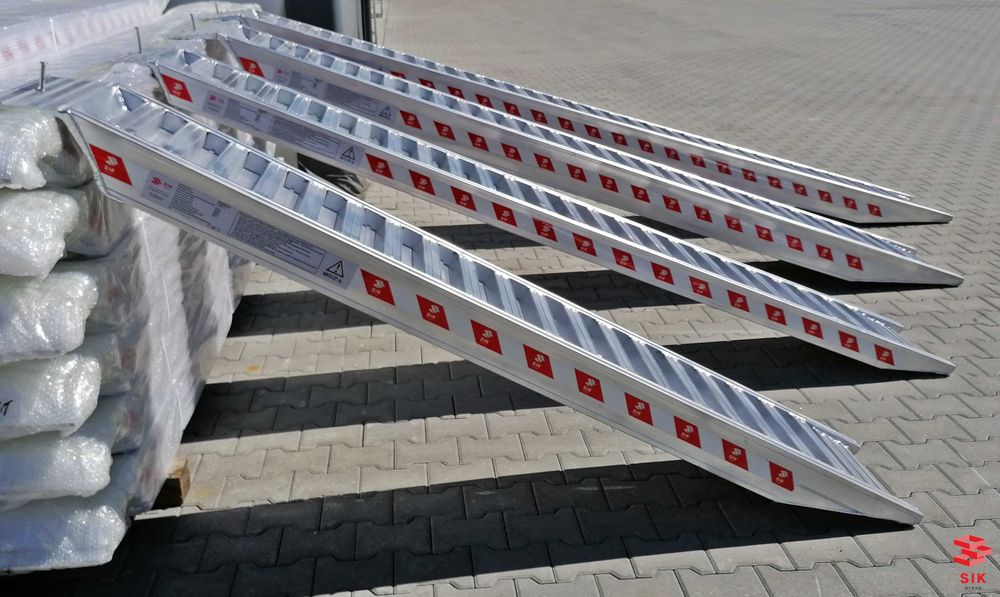 Rampa din Aluminiu de 2,5 m lungime și 36-50 cm lățime