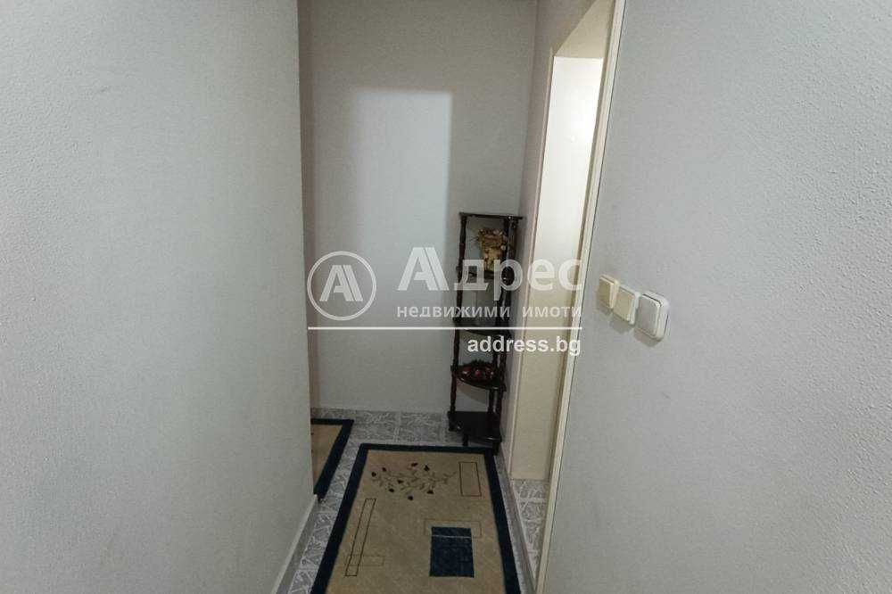 Продава се Тристаен апартамент в Разград, Бели Лом - 97 кв.м за 1304 €/кв.м - Снимка #9