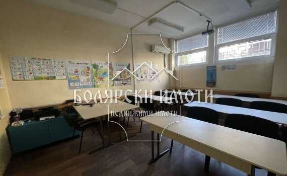 Продава се Офис в Велико Търново, Център - 237 кв.м за 843 €/кв.м - Снимка #7