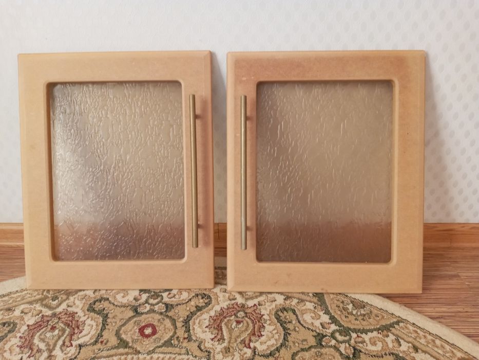 Продам дверца от шкафа