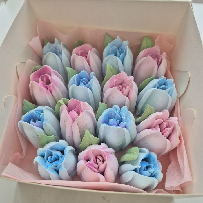 Принимаю заказы на зефирные цветы.