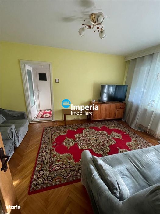 Apartament 3 camere semidecomandat, 60 mp, Podu Ros!
