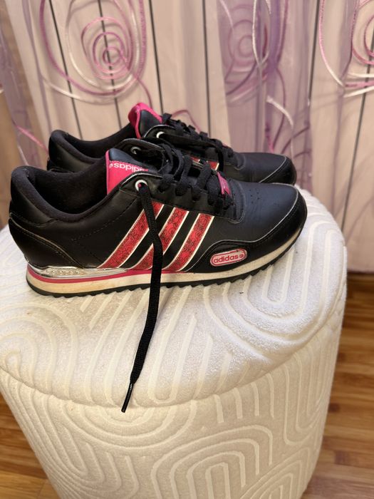Adidas megru cu roz