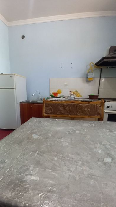 1 хонали уй тезда ижарага берилади хамма шароити бор