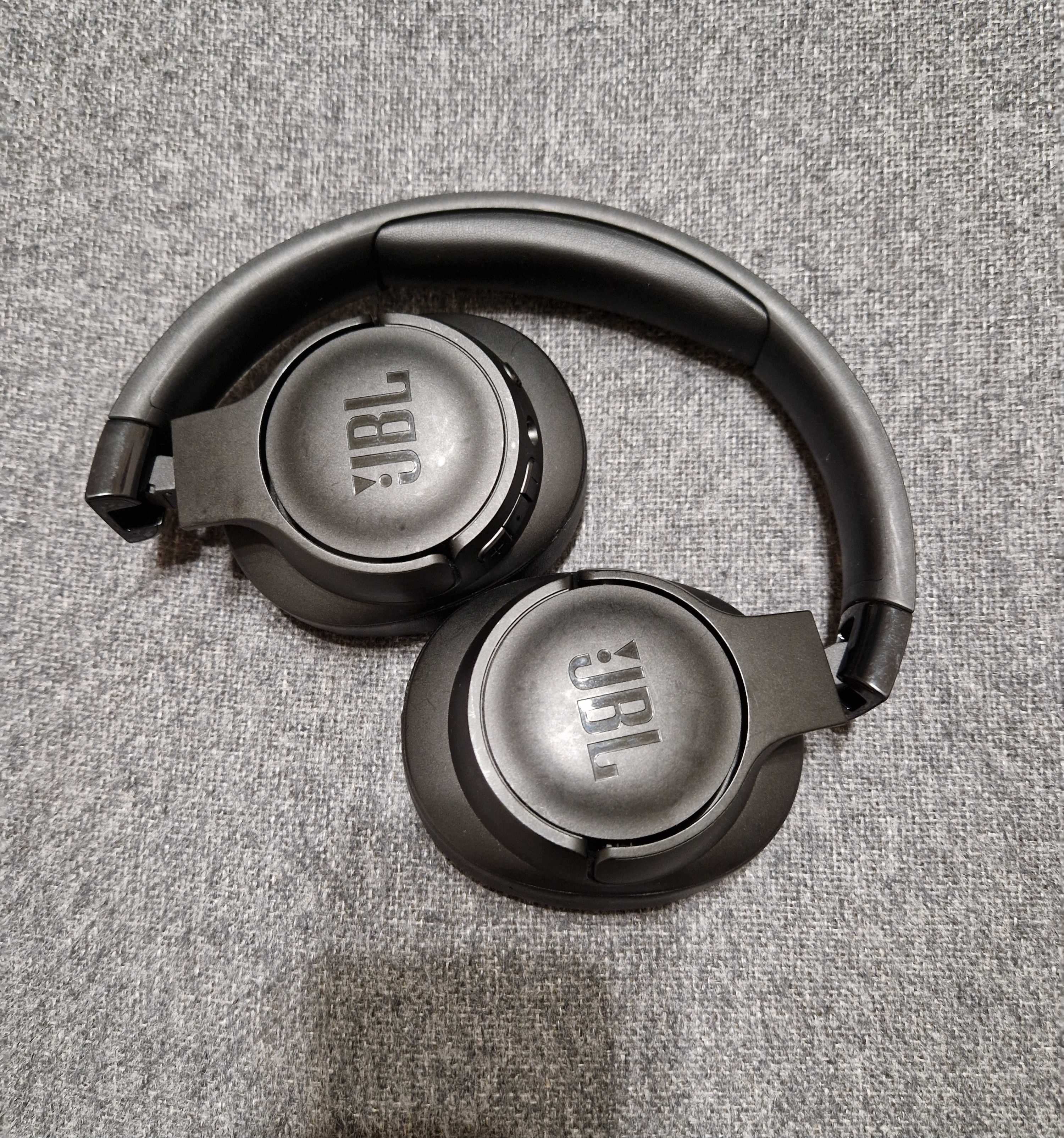 Безжични слушалки JBL Tune 710BT