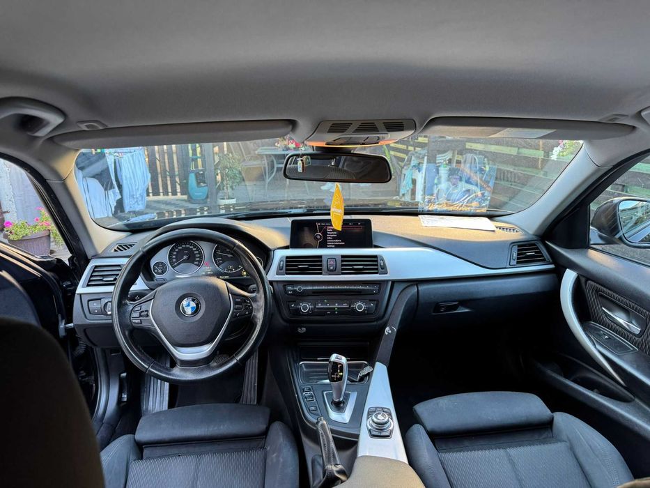 BMW F30 2.0d 2012