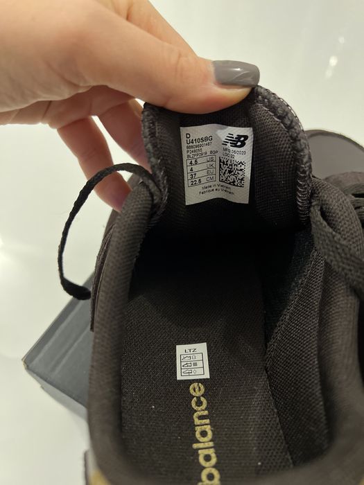 Adidasi New Balance 410