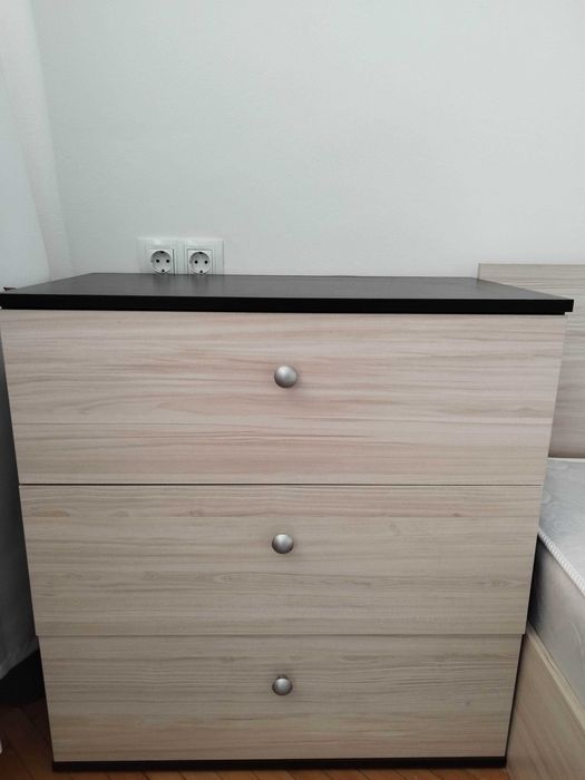 Спалня комплект с гардероб, ракла и скрин -шкафче и матрак безплатно