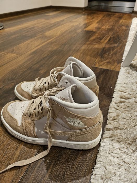 Кецове Nike Air Jordan 1