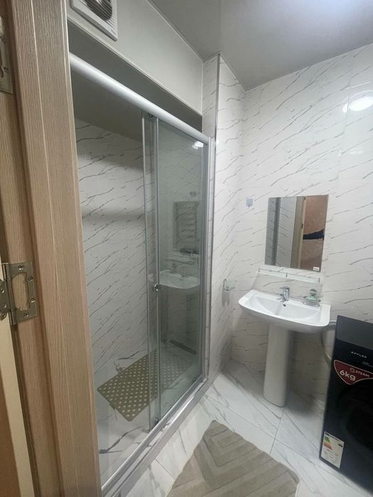 Ул.Бабура  Новостройка   Зарафшон сити.  3 ком