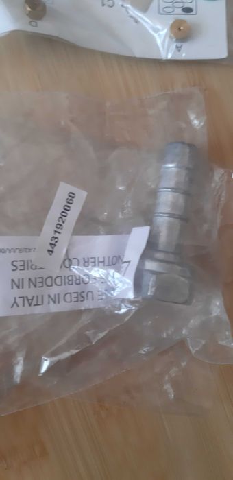 Adaptor butelie 4431920060