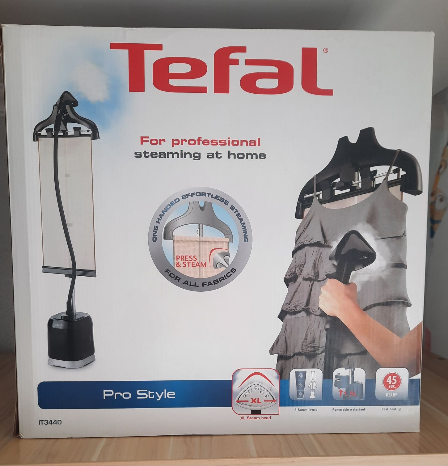 Вертикальный отпариватель TEFAL