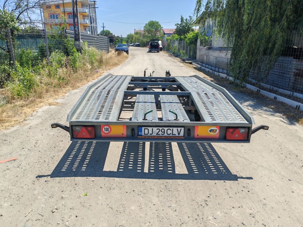Platformă. trailer auto 2t