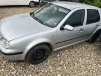 Dezmembrez golf 4 1.6i azd