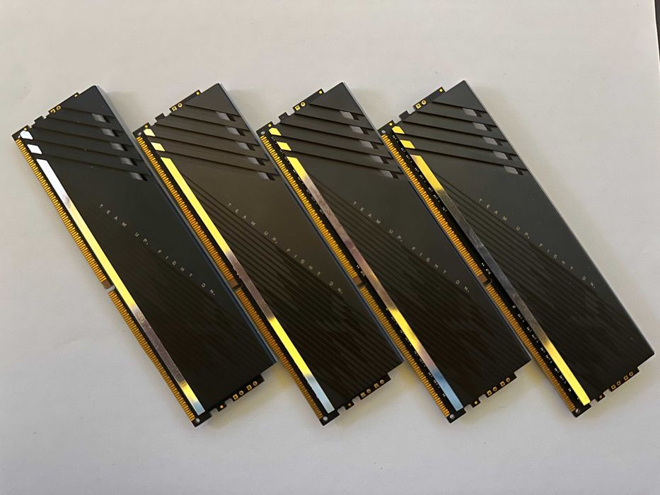 Memory 32GB DDR4-3600(XMP)(4x8GB)(RGB)