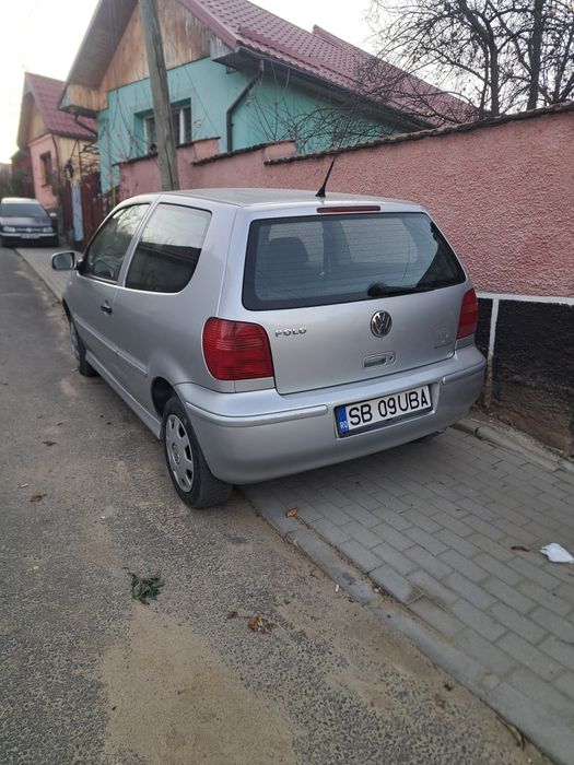 De vânzare 2 mașini cu acte valabile fiscal