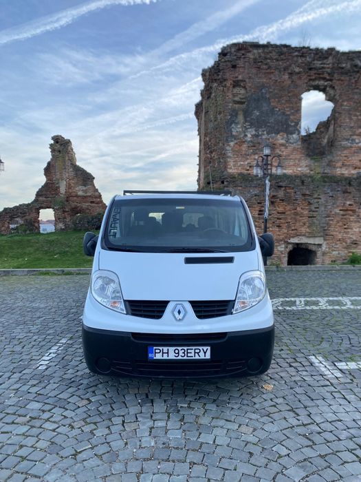 Renault Trafic 9 Locuri 2.0 Diesel