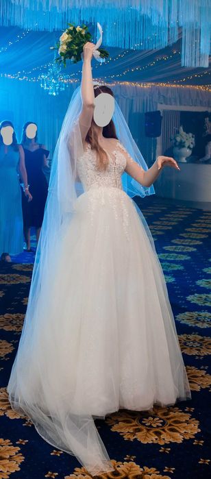 Rochie superbă de mireasă tip prințesă 2 în 1