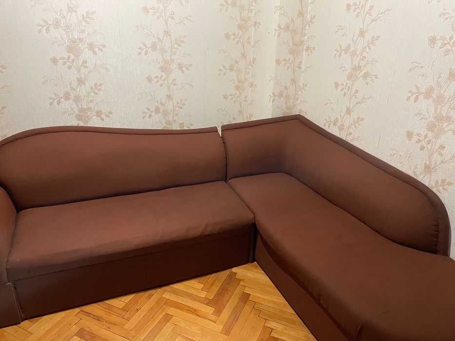 Ъглов диван -хол с финкция сън