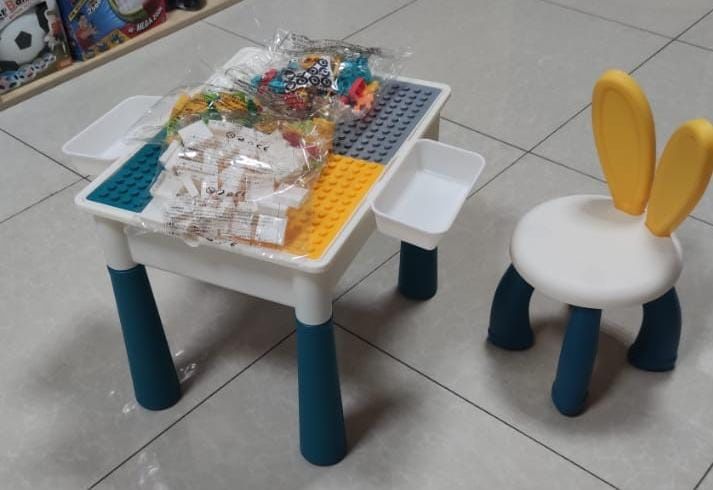 Стол конструктор для детишек