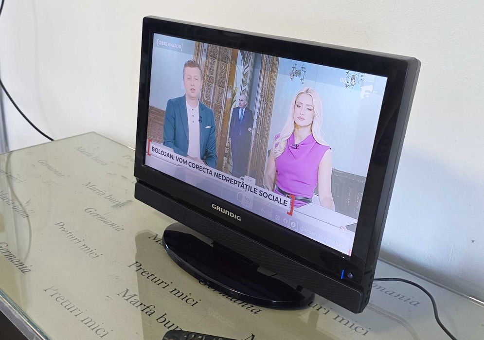 TV pt rulota,camion etc Grundig Vision 2 16-2930 - 19 inch/48 cm - 12v