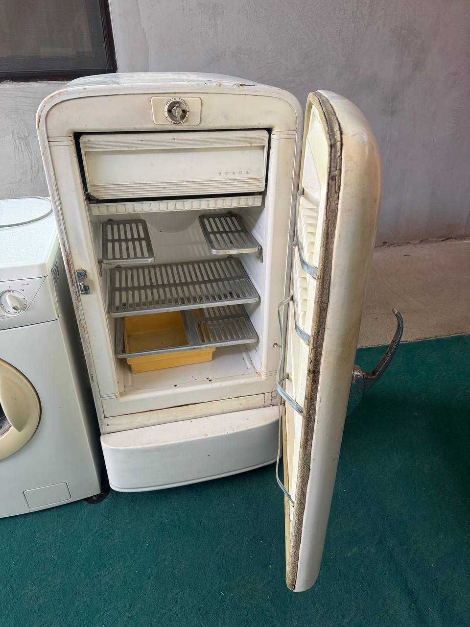 Продам холодильник МИР