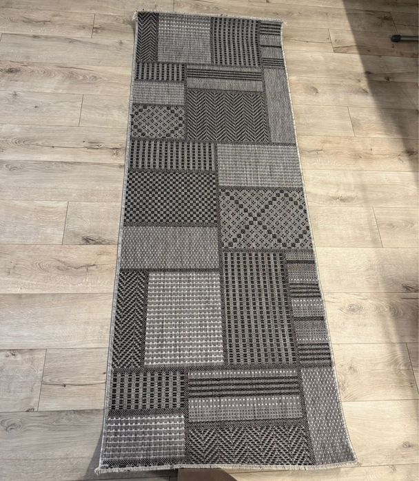 Ковры разного размера б/у после химчистки