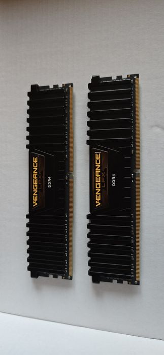 Рам памет Corsair Vengeance LPX DDR4 2x16GB 3200Mhz