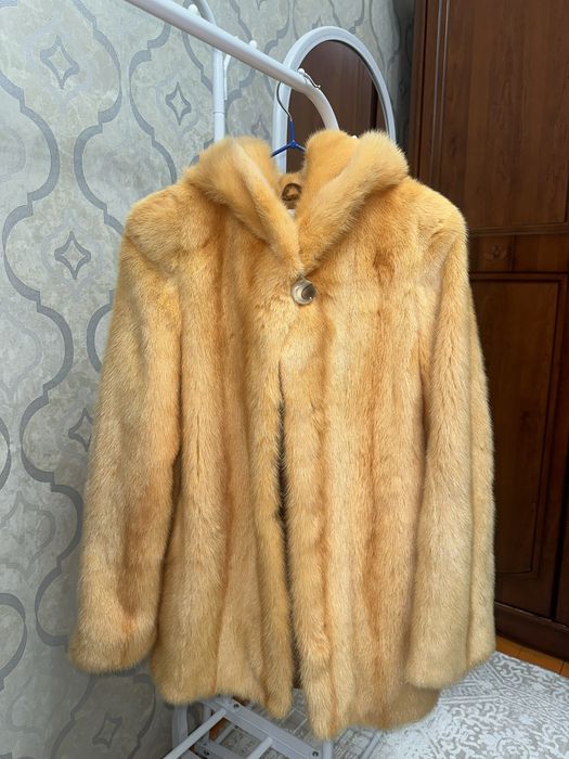 Роскошная норковая шуба отдам за хорошую цену