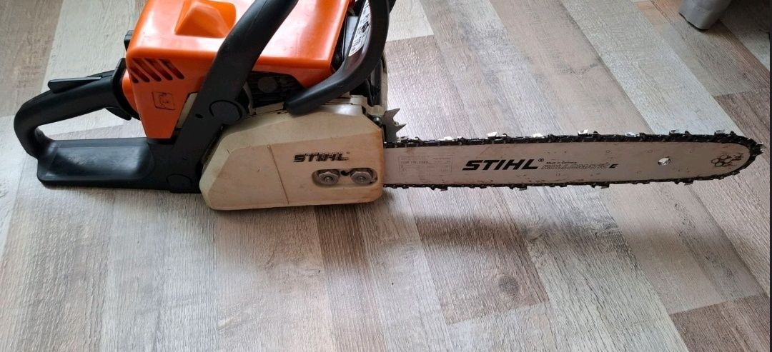 Резачка за дърва/Моторен трион STIHL MS 180