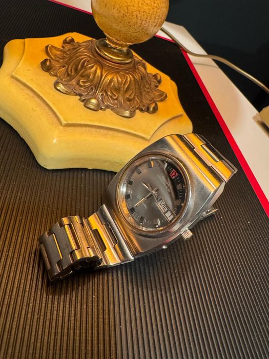 Ceas OMEGA Seamaster, quartz