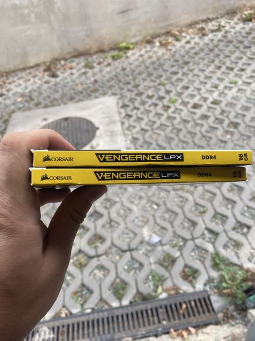Rami corsair vengeance lpx 16gb