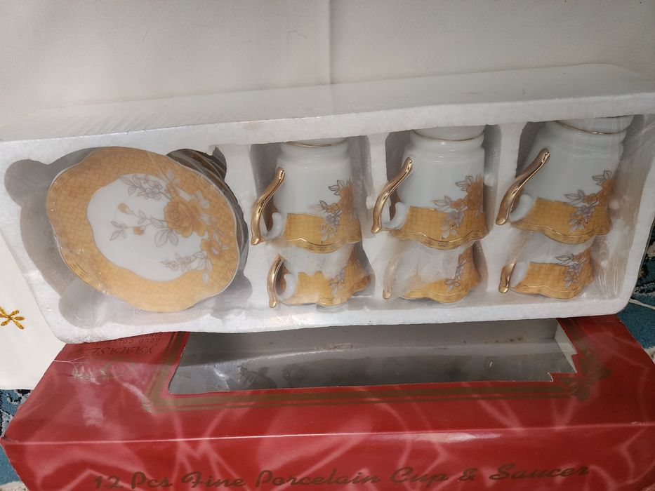 Мини набор чашечек с тарелочками