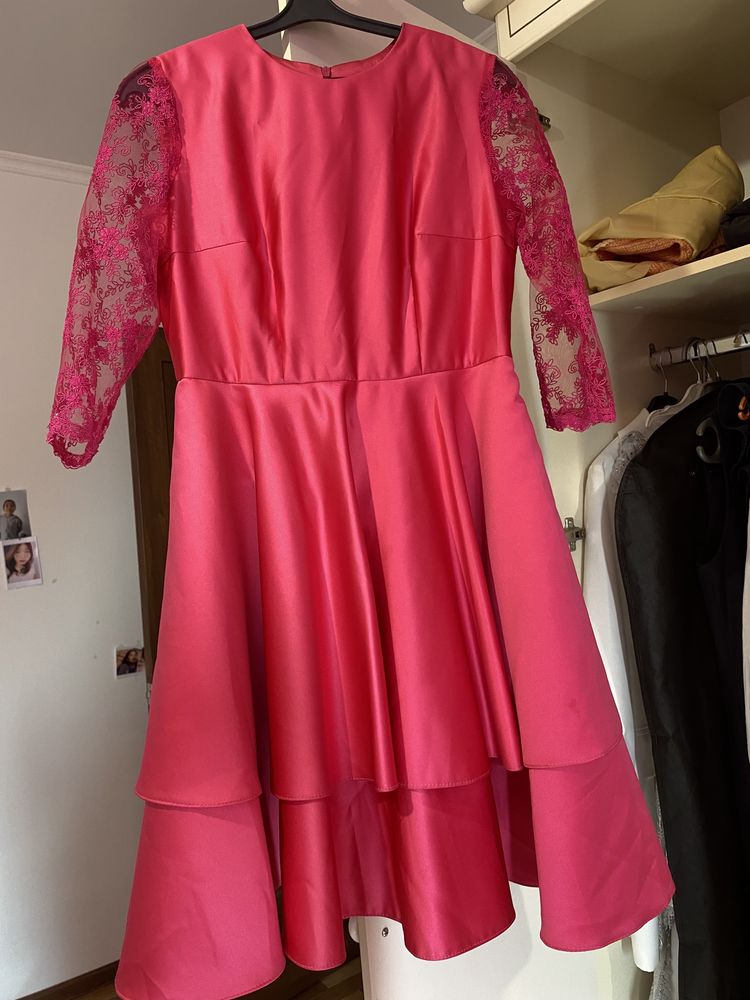 шикарное розовое платье