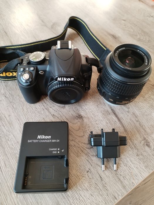 Фотоапарат NIKON D3100