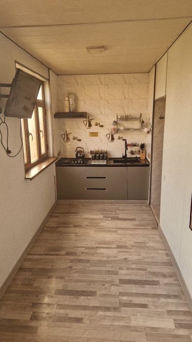 Продаю квартиру 3 комнатная / 95 кв.м с ремонтом и мебелью