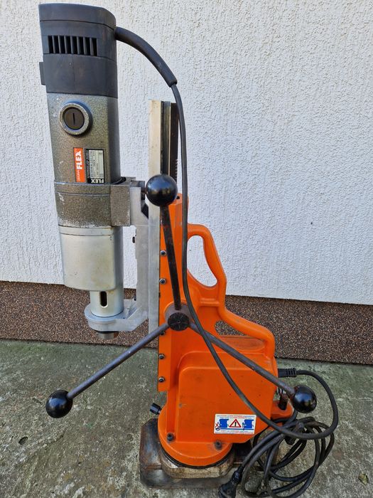 Flex BSS 1202 VR - masina de gaurit cu talpa magnetica