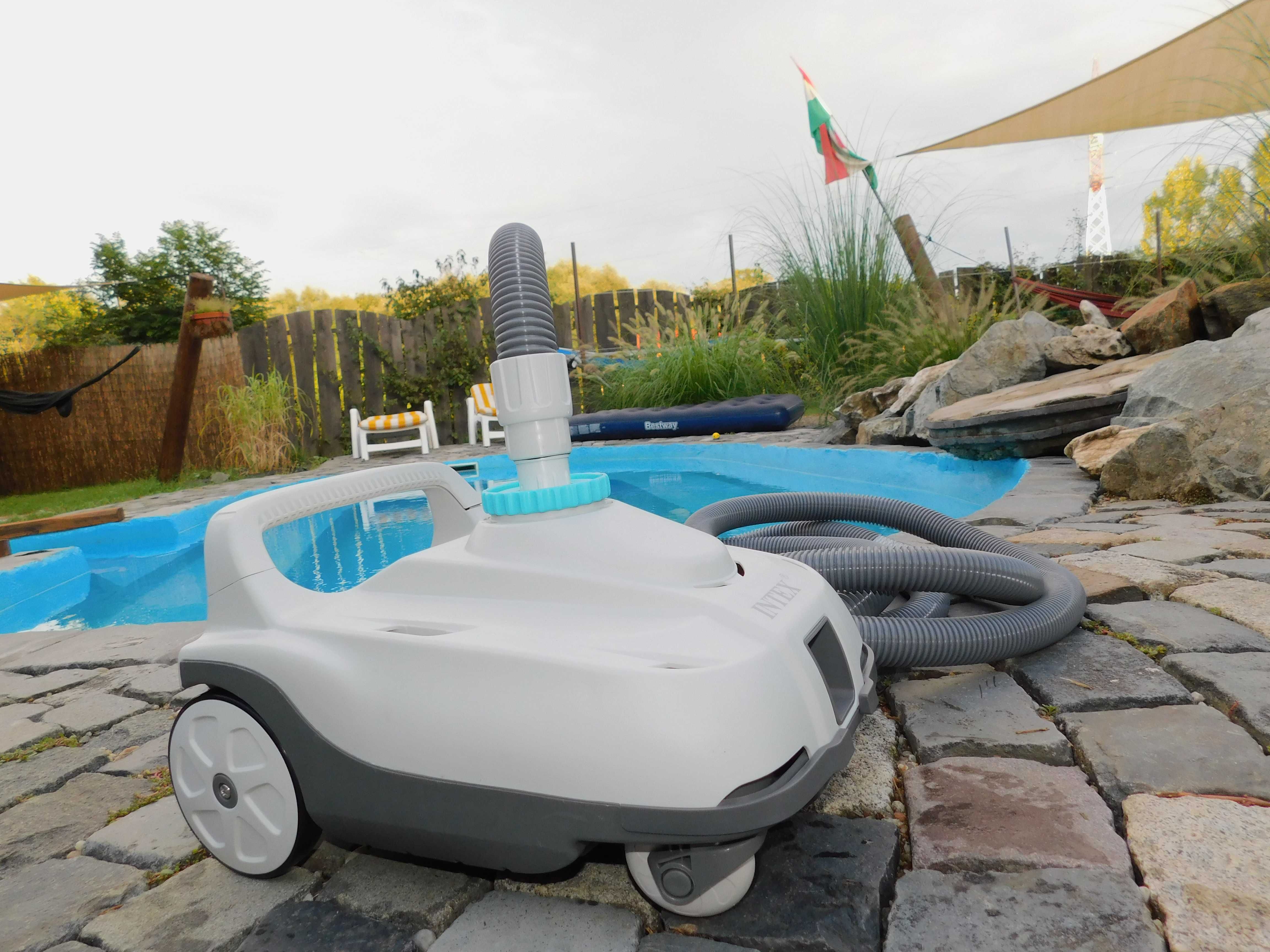 Aspirator robot de piscină INTEX ZX100