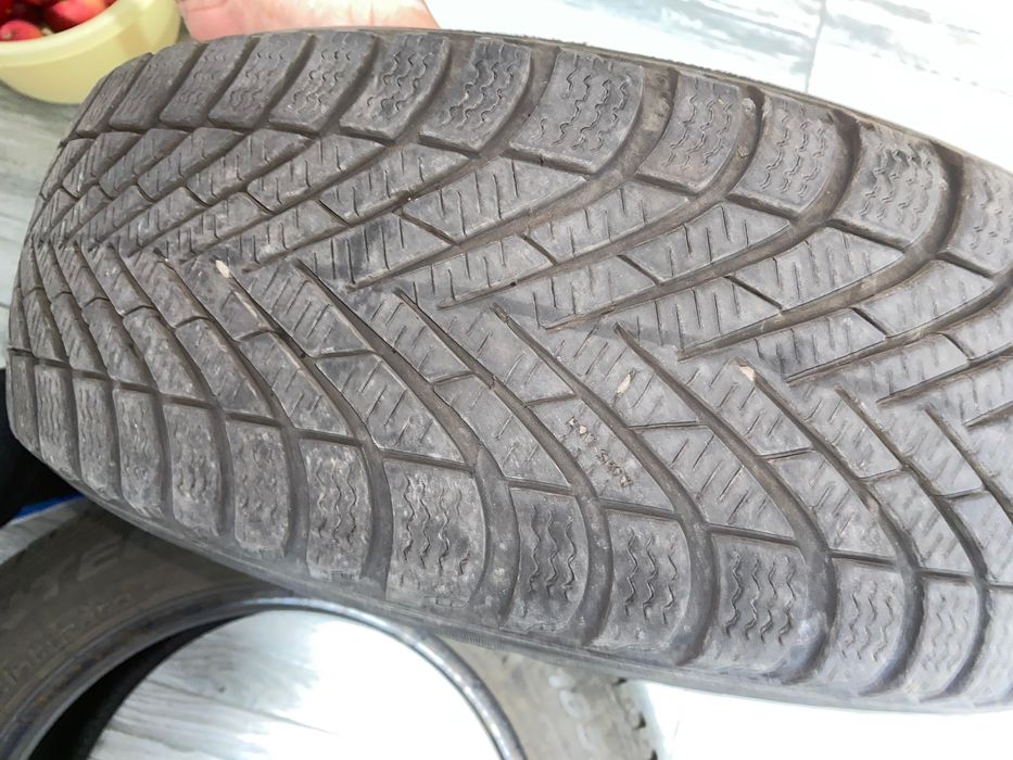Cauciucuri anvelope Pirelli de iarna 185 65 R15