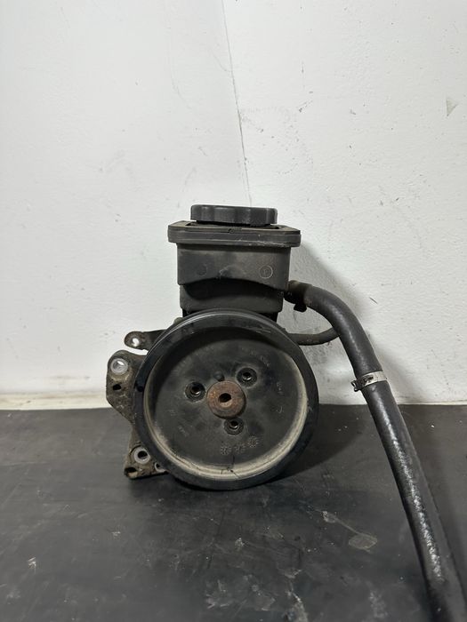 Pompa servo servodirectie BMW Seria 5 e60 E61 525d 530d 177cp 218cp