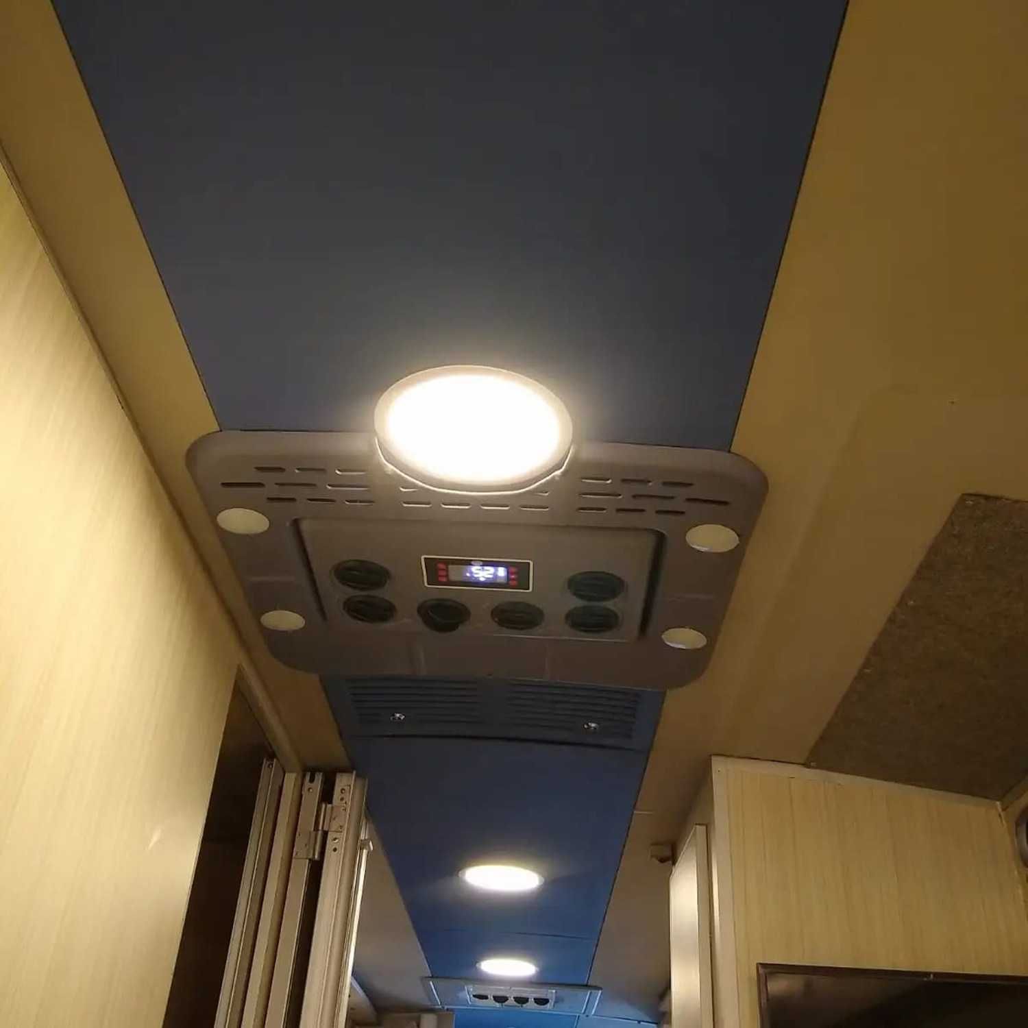 Бюджетен Електрически климатик "Лукс" 2500W- 12/24V за Бусове, Кемпери