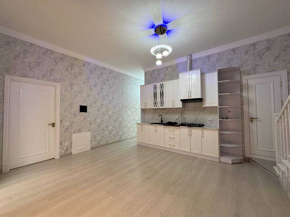 Сергели.Кенгмакон махалля. 2.2 сотихда 4 хонали янги уй сотаман .